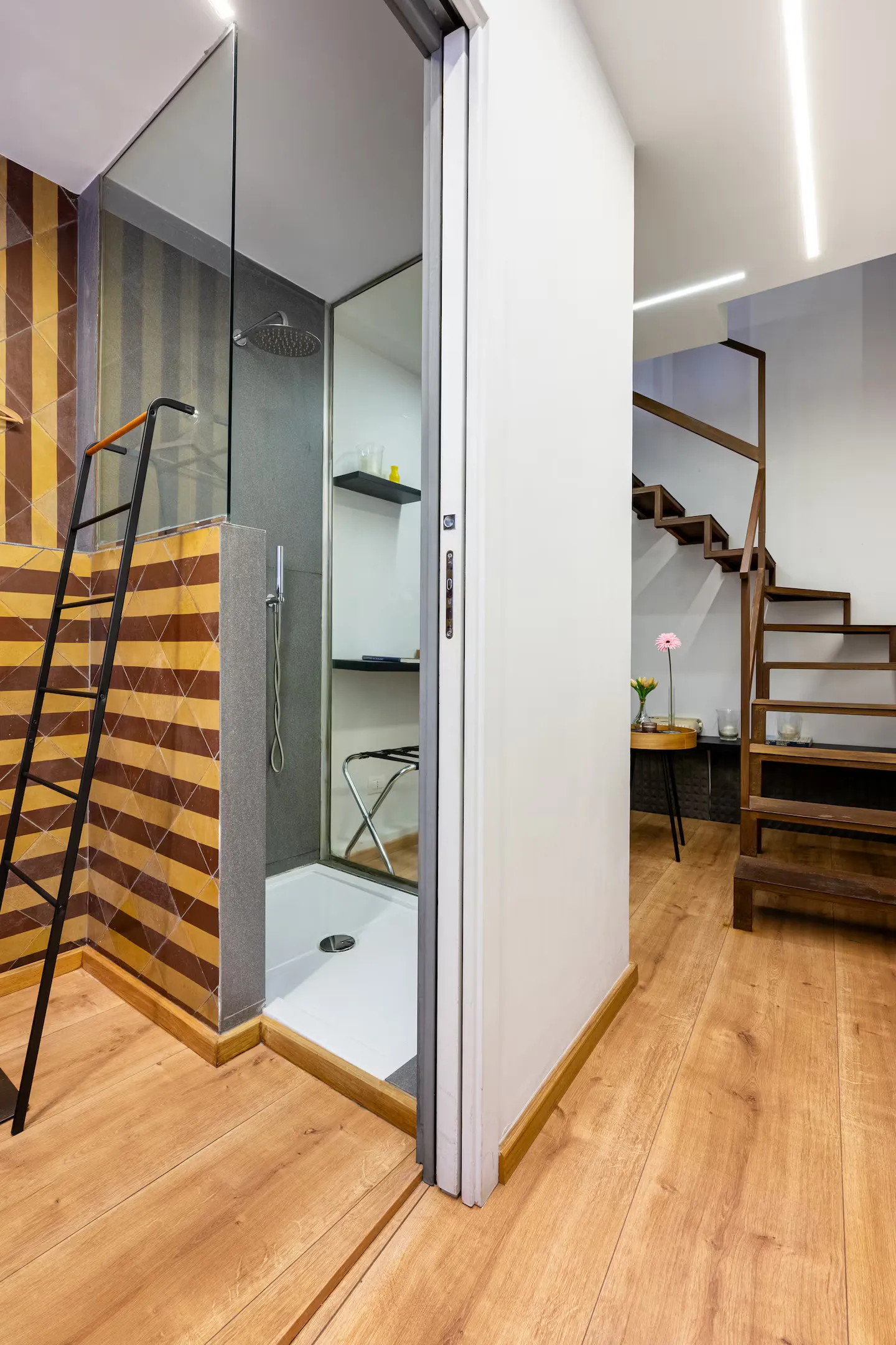 Il bagno privato di Room 03, seconda veduta